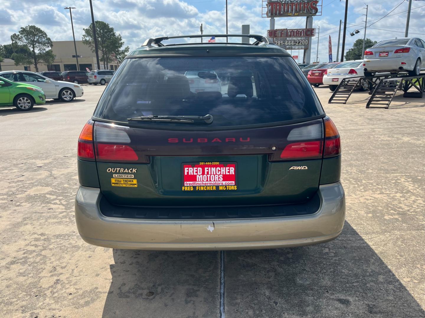 2003 green /TAN Subaru Outback Limited Wagon (4S3BH686737) with an 2.5L H4 SOHC 16V engine, 5-Speed Manual Overdrive transmission, located at 14700 Tomball Parkway 249, Houston, TX, 77086, (281) 444-2200, 29.928619, -95.504074 - Photo#5